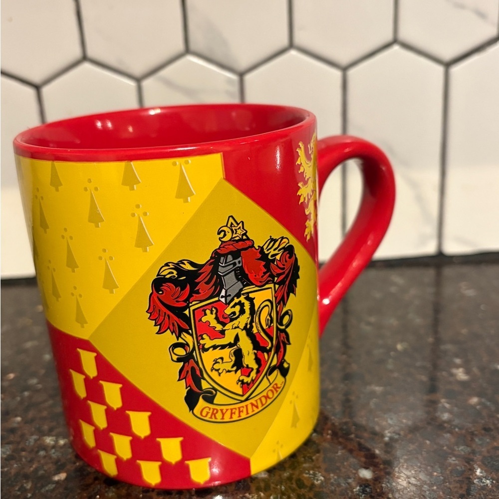 Harry Potter Gryffindor House Crest Ceramic Mug, 14 Ounces